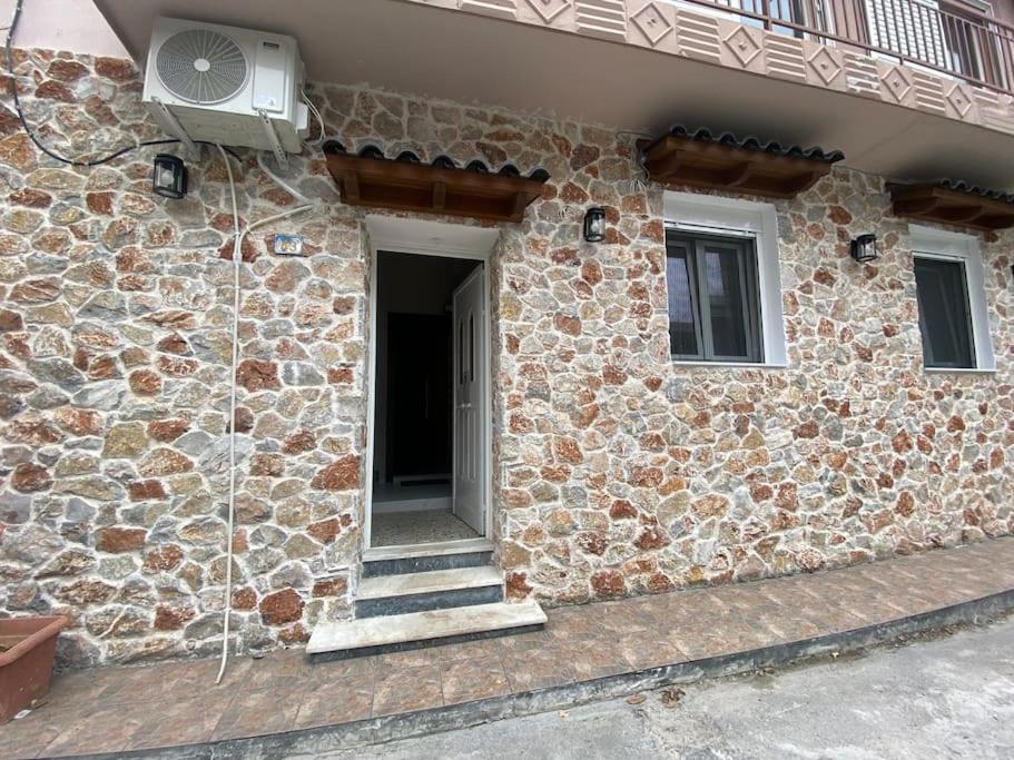 דירות אקרנאי Stone House 48 M מראה חיצוני תמונה