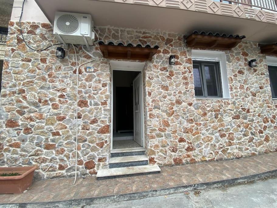 דירות אקרנאי Stone House 48 M מראה חיצוני תמונה